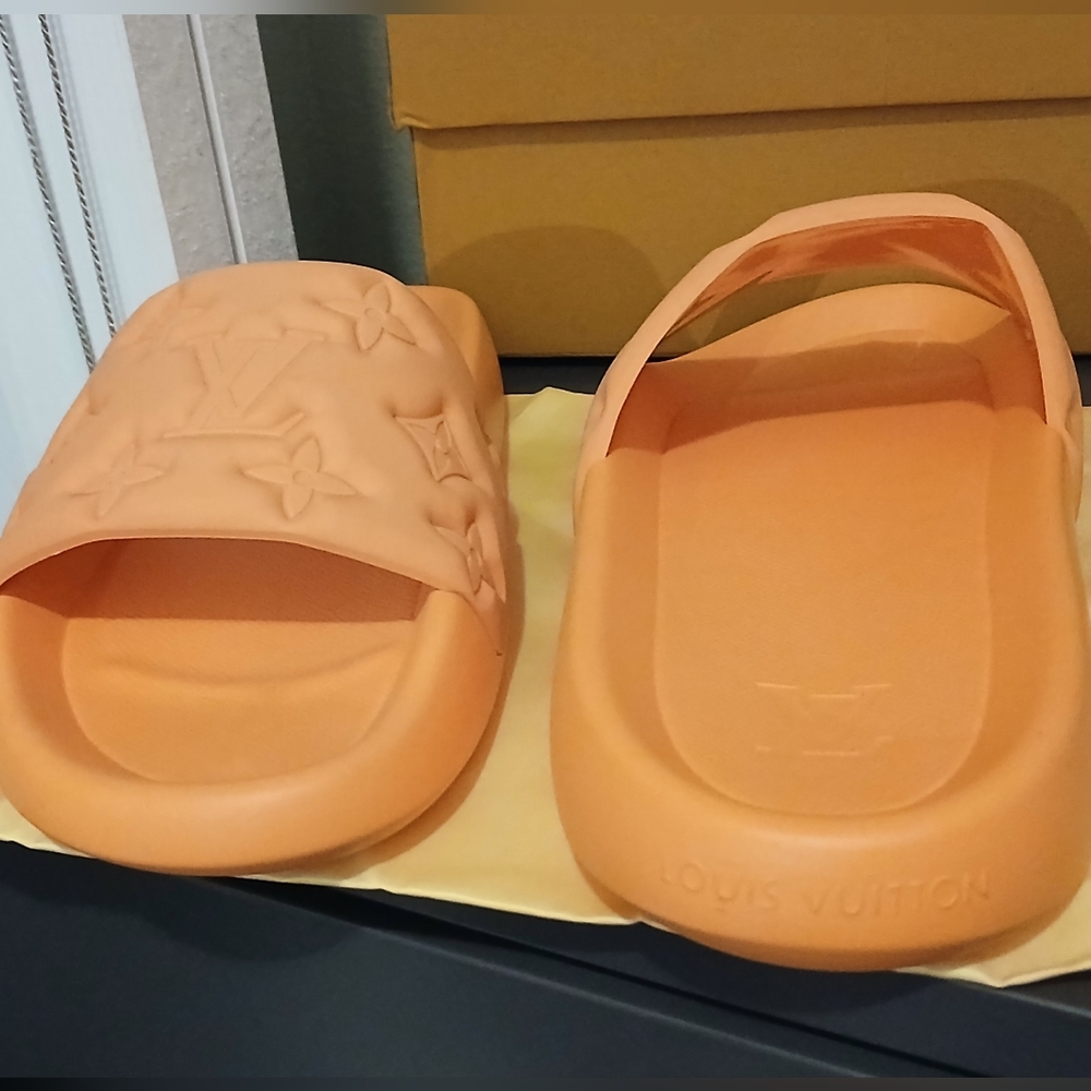 Louis Vuitton Orange Sandals Modern Leisure - Picture 4 of 4